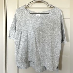 Stars Above Light Gray Short Sleeve Sweatshirt Size M